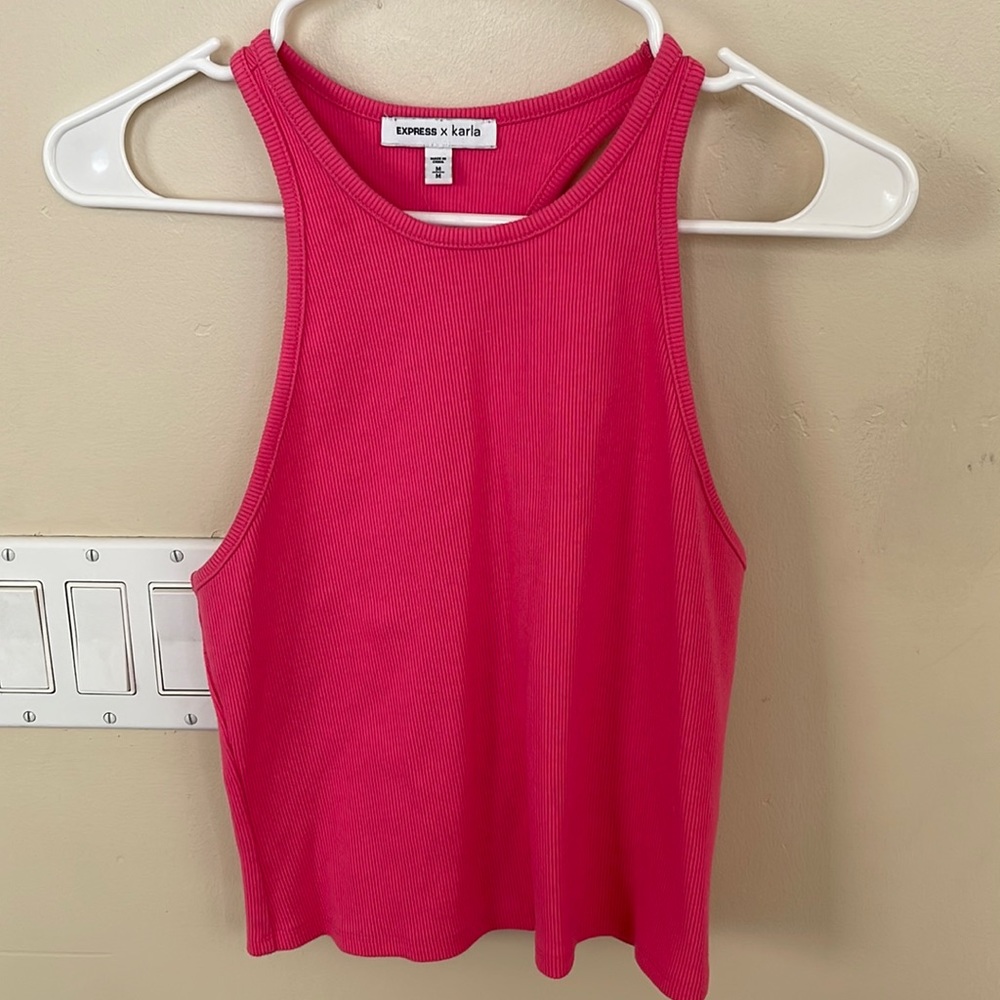 Hot pink tank top from express size medium